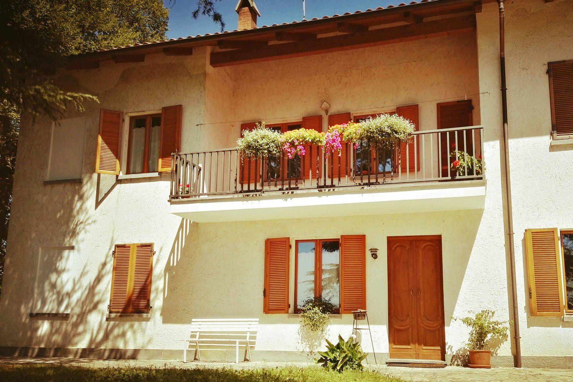 B&B Luna Di Langa Alba  Exterior foto